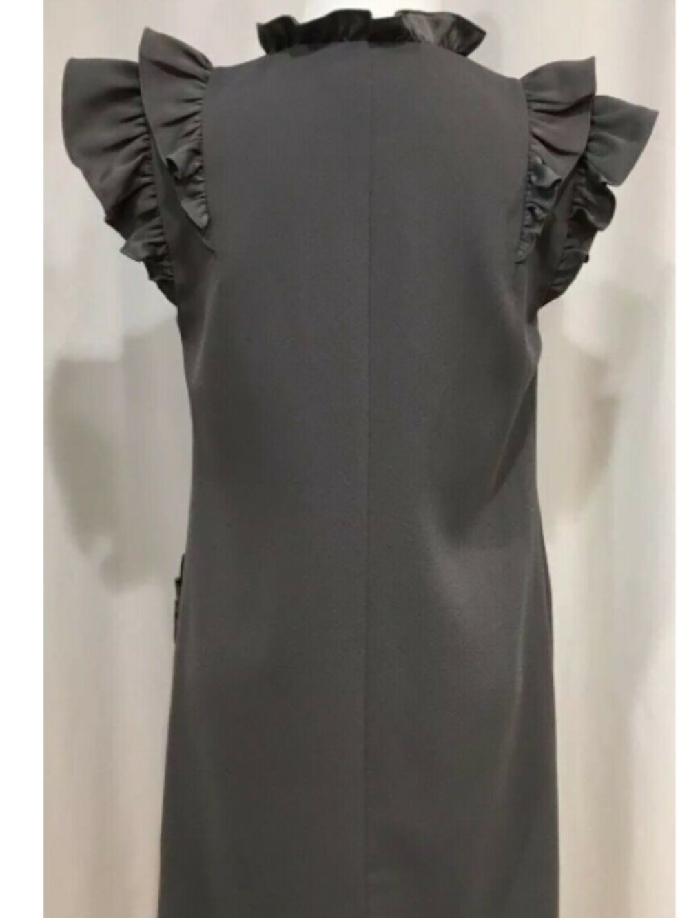 Ted Baker Mickala Ruffle Dress, size 8 - Picture 2 of 4